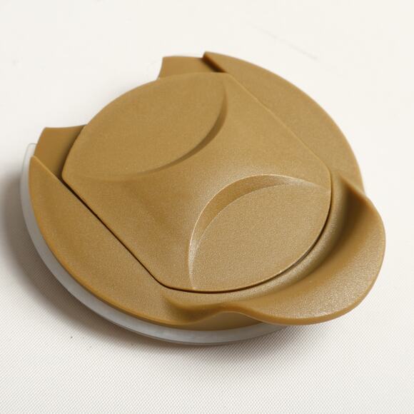 Lindt Lindor Ceramic Travel Mug & Spill Resistant Lid White Gold - Picture 8 of 8